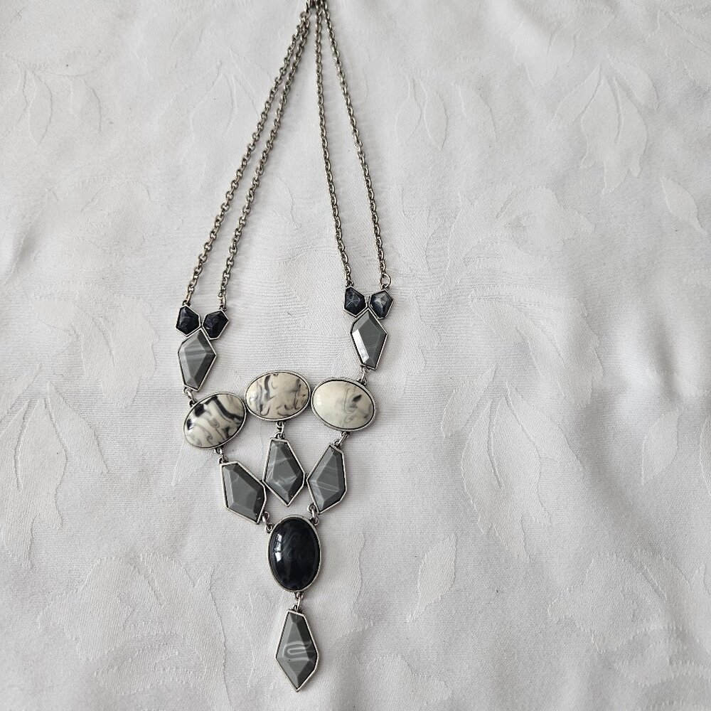 3/$25 statement necklace